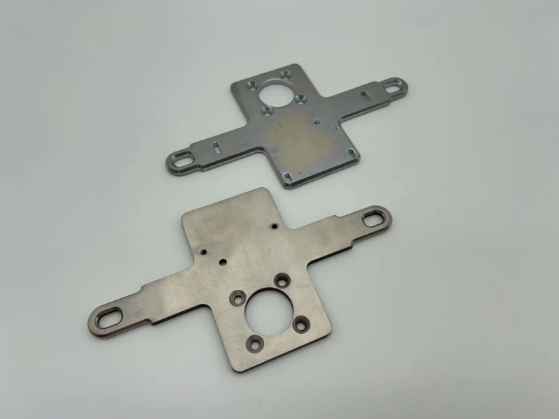 Comparison of SUS304 stainless steel and Q235 zinc plated stamped metal components